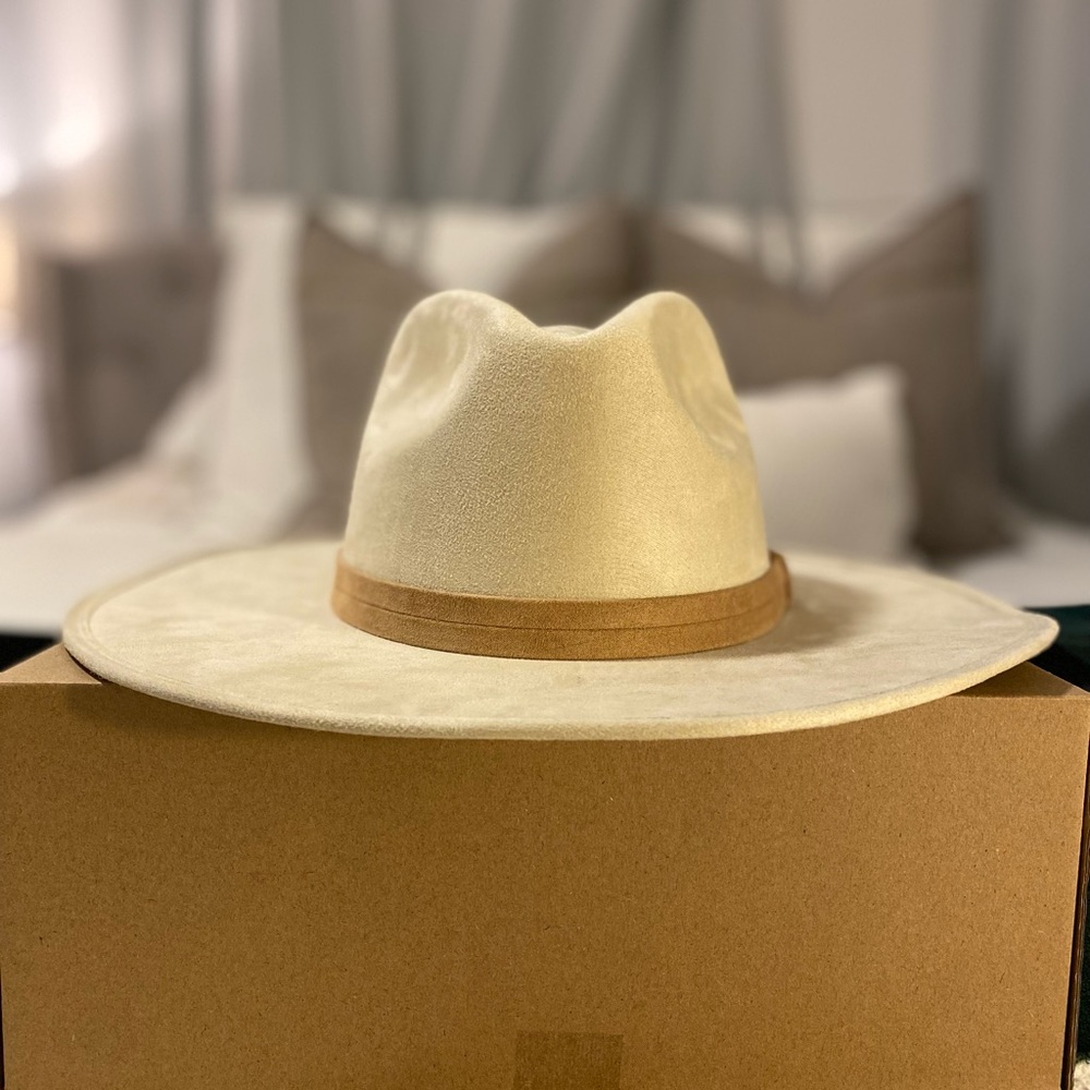 Fedora hat